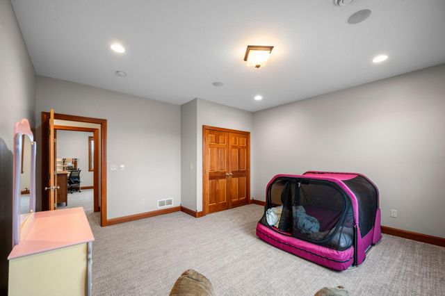 14215 Waconia Street NE, Ham Lake, MN 55304
