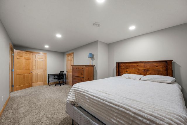 14215 Waconia Street NE, Ham Lake, MN 55304
