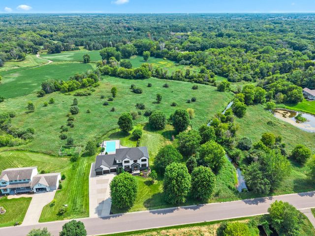 14215 Waconia Street NE, Ham Lake, MN 55304