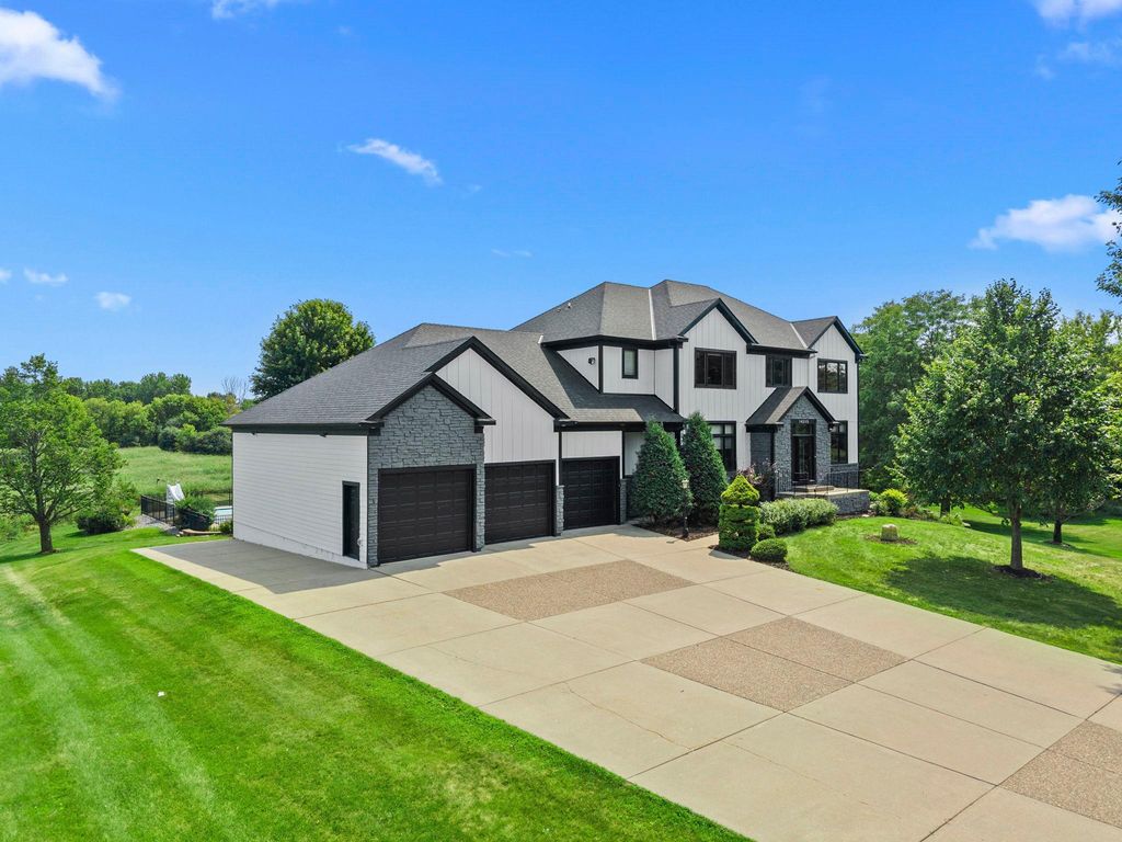 14215 Waconia Street NE, Ham Lake, MN 55304 — photo 3