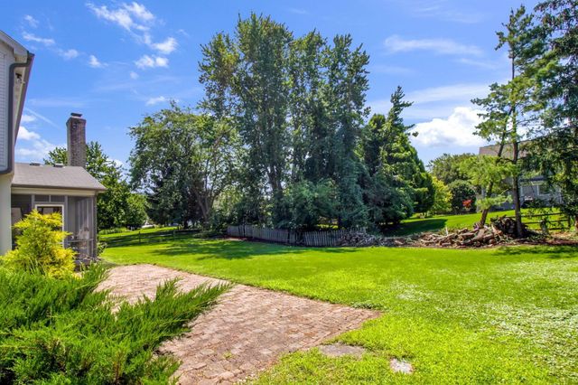 139 Kellys Court, Powell, OH 43065