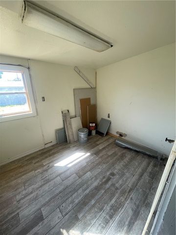 1733 Karen Dr, Corpus Christi, TX 78416