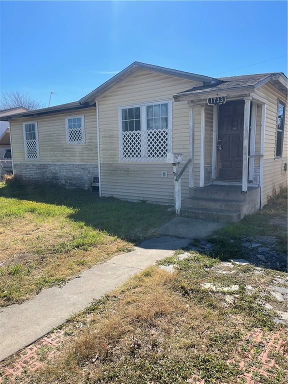 1733 Karen Dr, Corpus Christi, TX 78416
