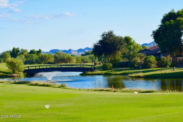 4685 E WALNUT Road, Gilbert, AZ 85298