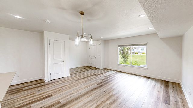1942 E 1550 N, Spanish Fork, UT 84660