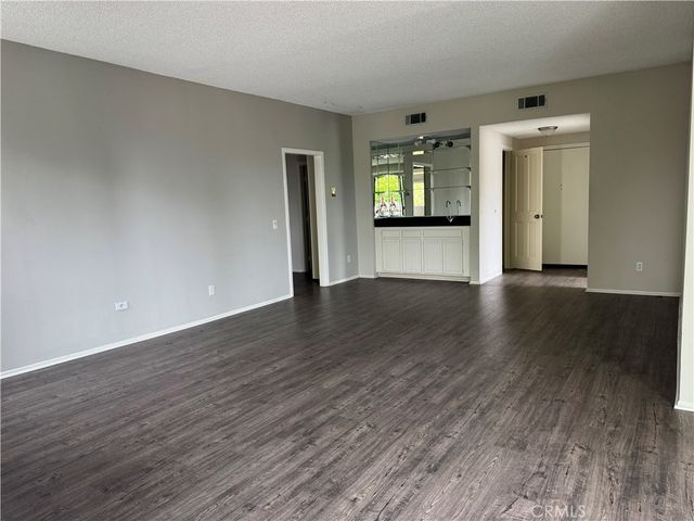 19029 Nordhoff Street 308, Northridge, CA 91324