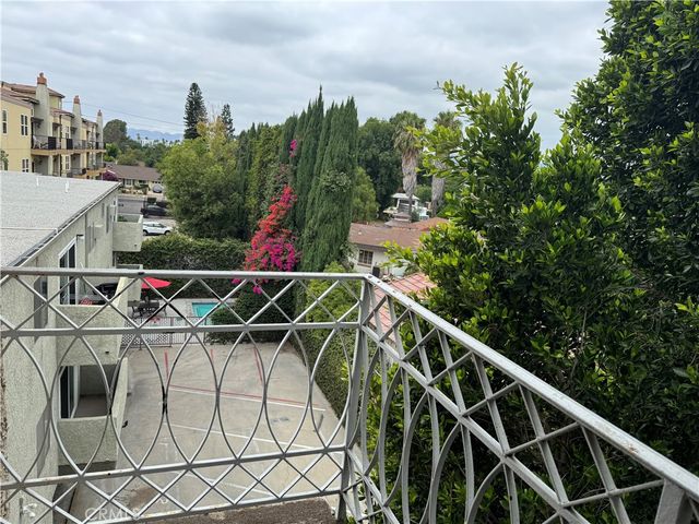 19029 Nordhoff Street 308, Northridge, CA 91324