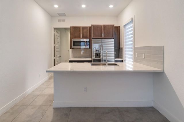 8615 Prospect Ln, Parkland, FL 33076