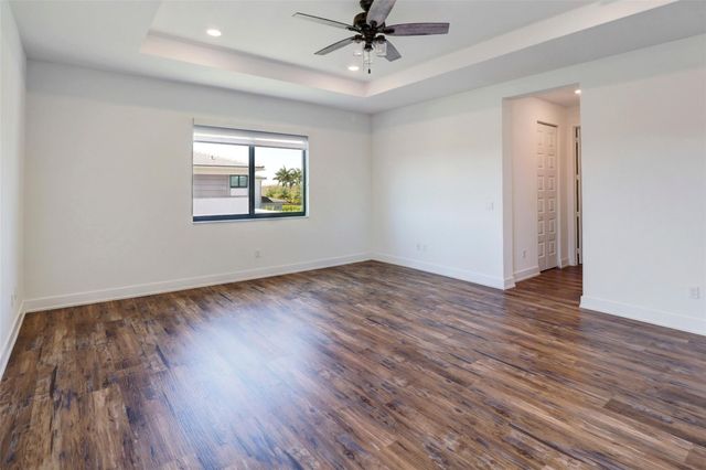 8615 Prospect Ln, Parkland, FL 33076