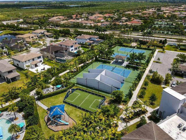 8615 Prospect Ln, Parkland, FL 33076