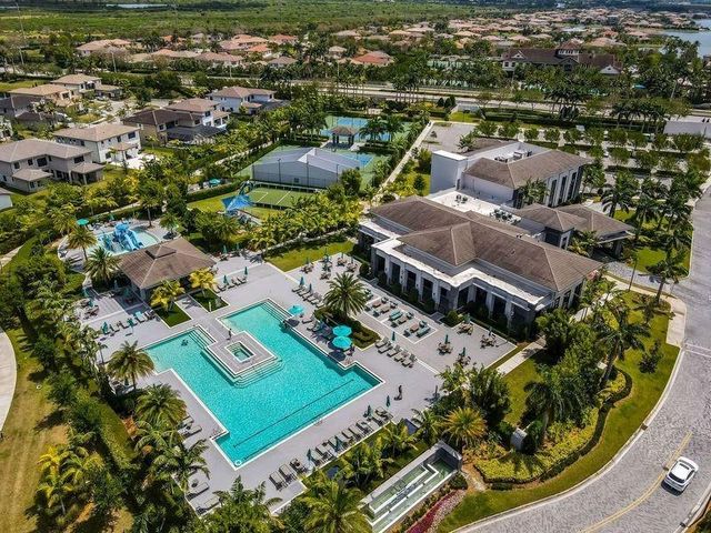8615 Prospect Ln, Parkland, FL 33076