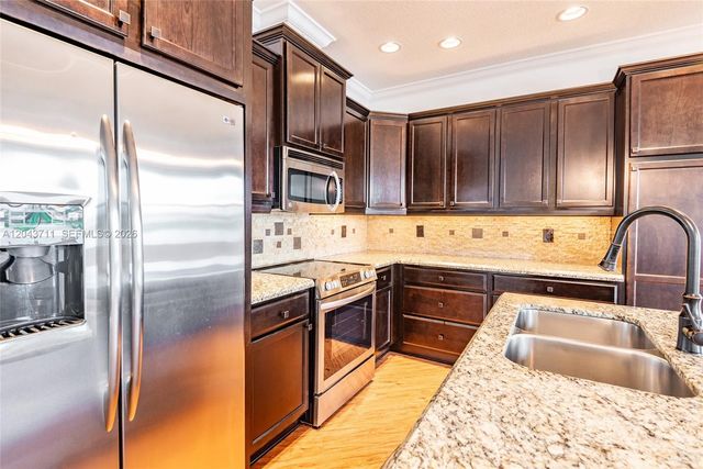 3061 Tortola Way, Cooper City, FL 33024