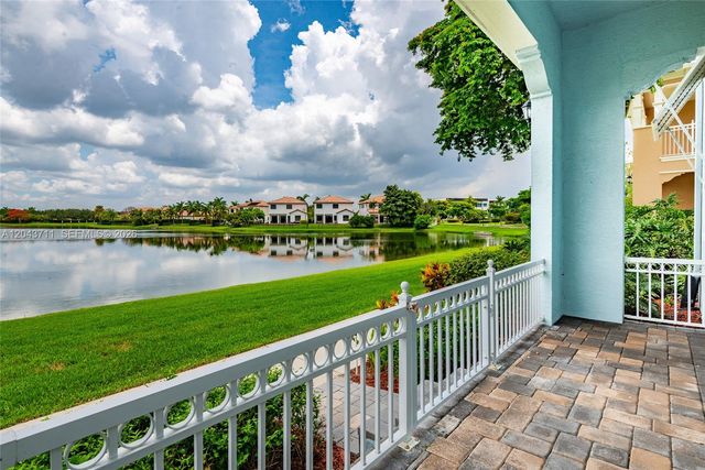 3061 Tortola Way, Cooper City, FL 33024