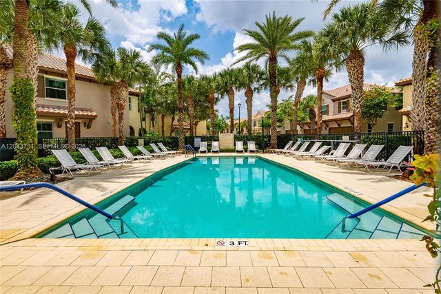 3061 Tortola Way, Cooper City, FL 33024