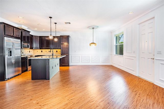 3061 Tortola Way, Cooper City, FL 33024