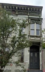 97 Lark Street, Albany, NY 12210