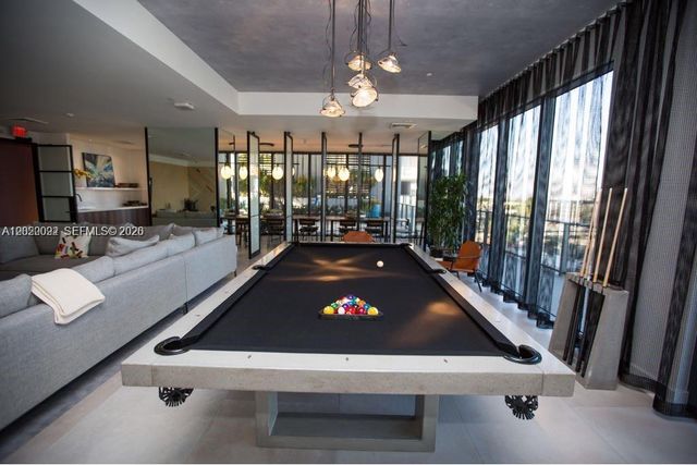 121 NE 34th St 2203, Miami, FL 33137