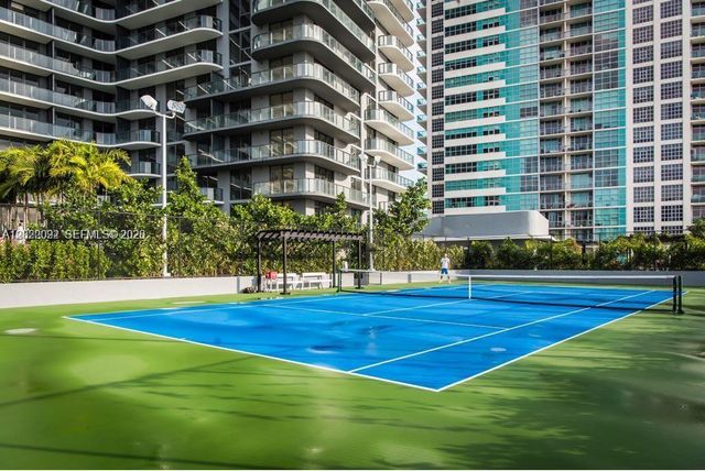 121 NE 34th St 2203, Miami, FL 33137