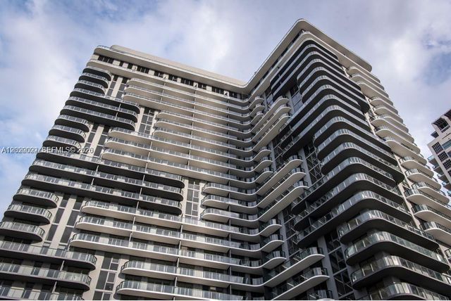 121 NE 34th St 2203, Miami, FL 33137