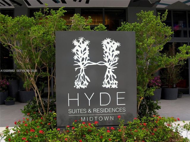 121 NE 34th St 2203, Miami, FL 33137