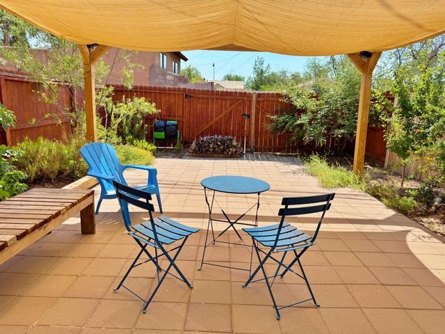 322 Columbia Drive SE B, Albuquerque, NM 87106