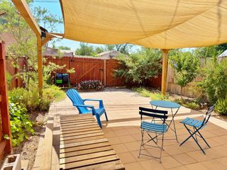 322 Columbia Drive SE B, Albuquerque, NM 87106