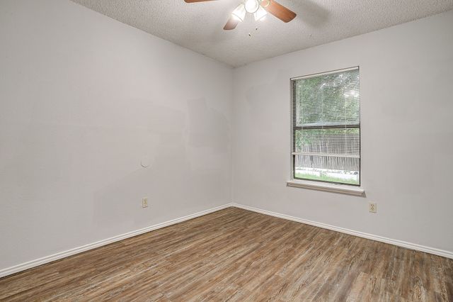 926 Irene Street, Burleson, TX 76028