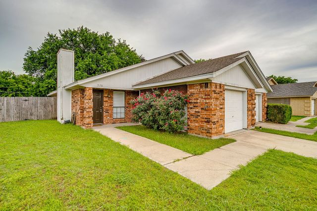926 Irene Street, Burleson, TX 76028