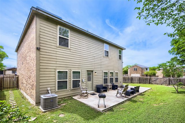 1200 Oak Creek Drive, Hutchins, TX 75141