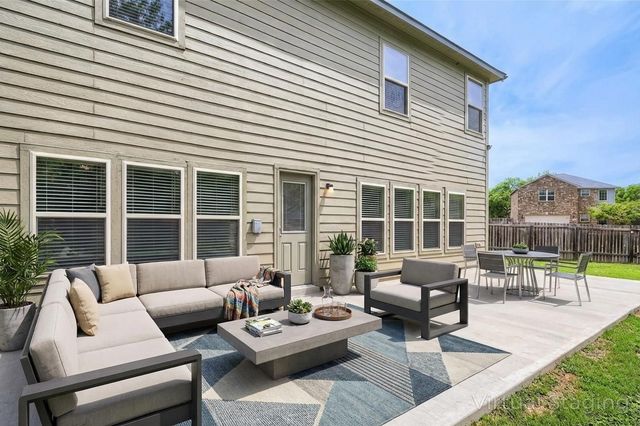 1200 Oak Creek Drive, Hutchins, TX 75141