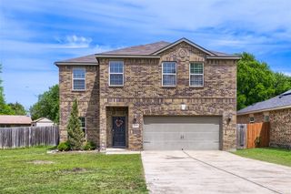 1200 Oak Creek Drive, Hutchins, TX 75141