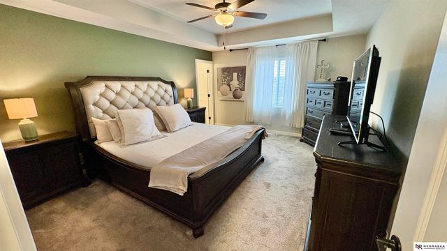 11110 Portage Drive, Papillion, NE 68046