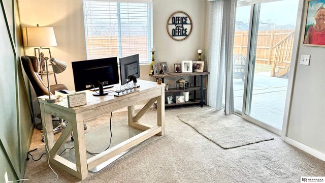 11110 Portage Drive, Papillion, NE 68046