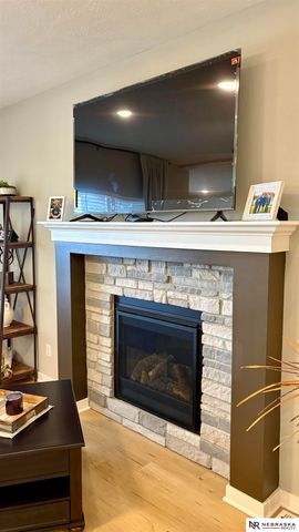 11110 Portage Drive, Papillion, NE 68046