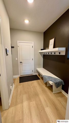 11110 Portage Drive, Papillion, NE 68046