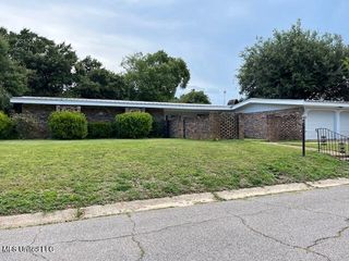 28 Woodglen Drive, Gulfport, MS 39507