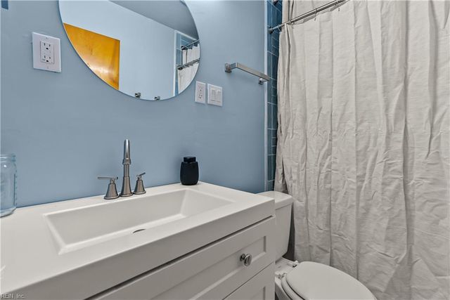 8264 Gygax RD, Norfolk, VA 23505