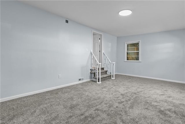 8264 Gygax RD, Norfolk, VA 23505