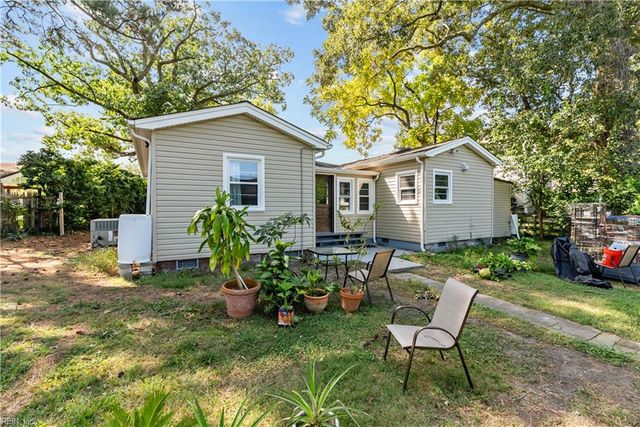 8264 Gygax RD, Norfolk, VA 23505