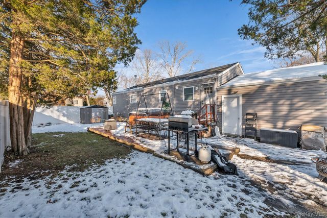 34 W Court Drive, Centereach, NY 11720