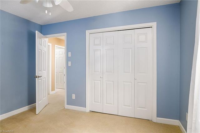 6031 Glenacre Drive, Kernersville, NC 27284