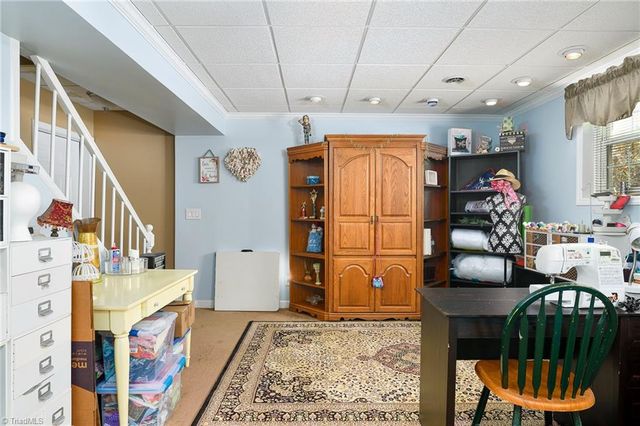 6031 Glenacre Drive, Kernersville, NC 27284