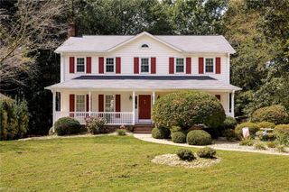 6031 Glenacre Drive, Kernersville, NC 27284
