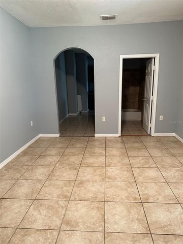 1302 AVENUE K B, Haines City, FL 33844
