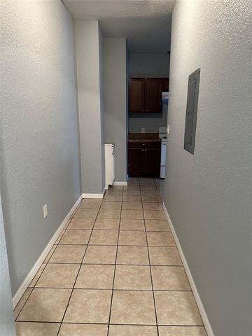 1302 AVENUE K B, Haines City, FL 33844