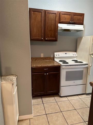 1302 AVENUE K B, Haines City, FL 33844