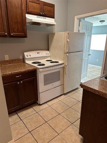 1302 AVENUE K B, Haines City, FL 33844