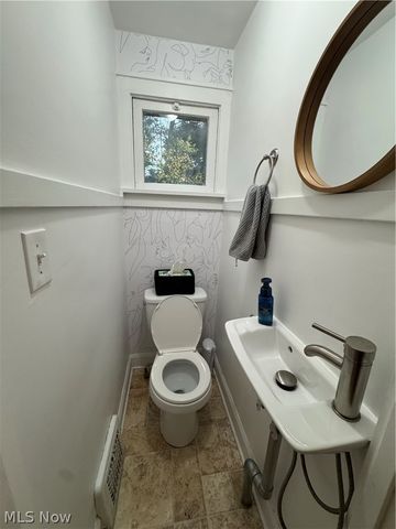 3368 Silsby Road, Cleveland Heights, OH 44118