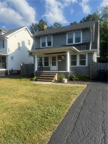 3368 Silsby Road, Cleveland Heights, OH 44118