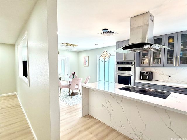685 Kealahou Street, Honolulu, HI 96825